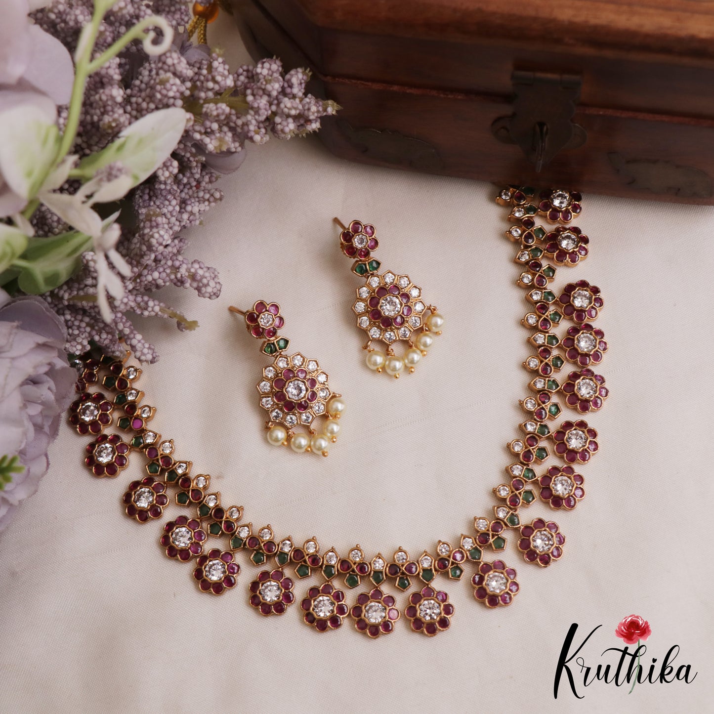 Premium Floral Motifs Jadau Necklace NC3066