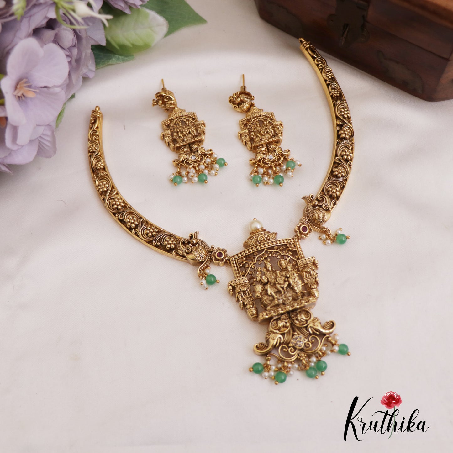Gorgeous Antique Lord Shiva Parivar Choker With Green Bead Drops NC2703