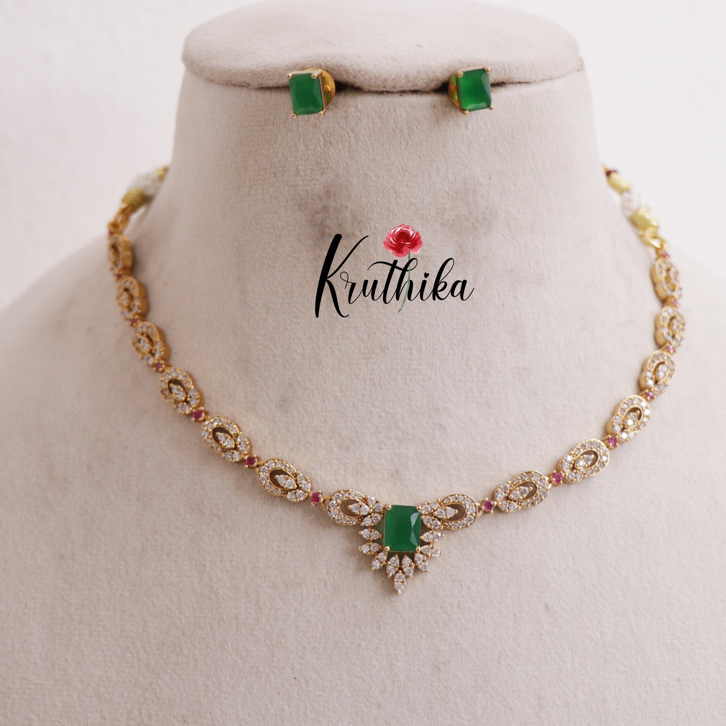 Simple CZ Sparkling Victorian Necklace NC2403