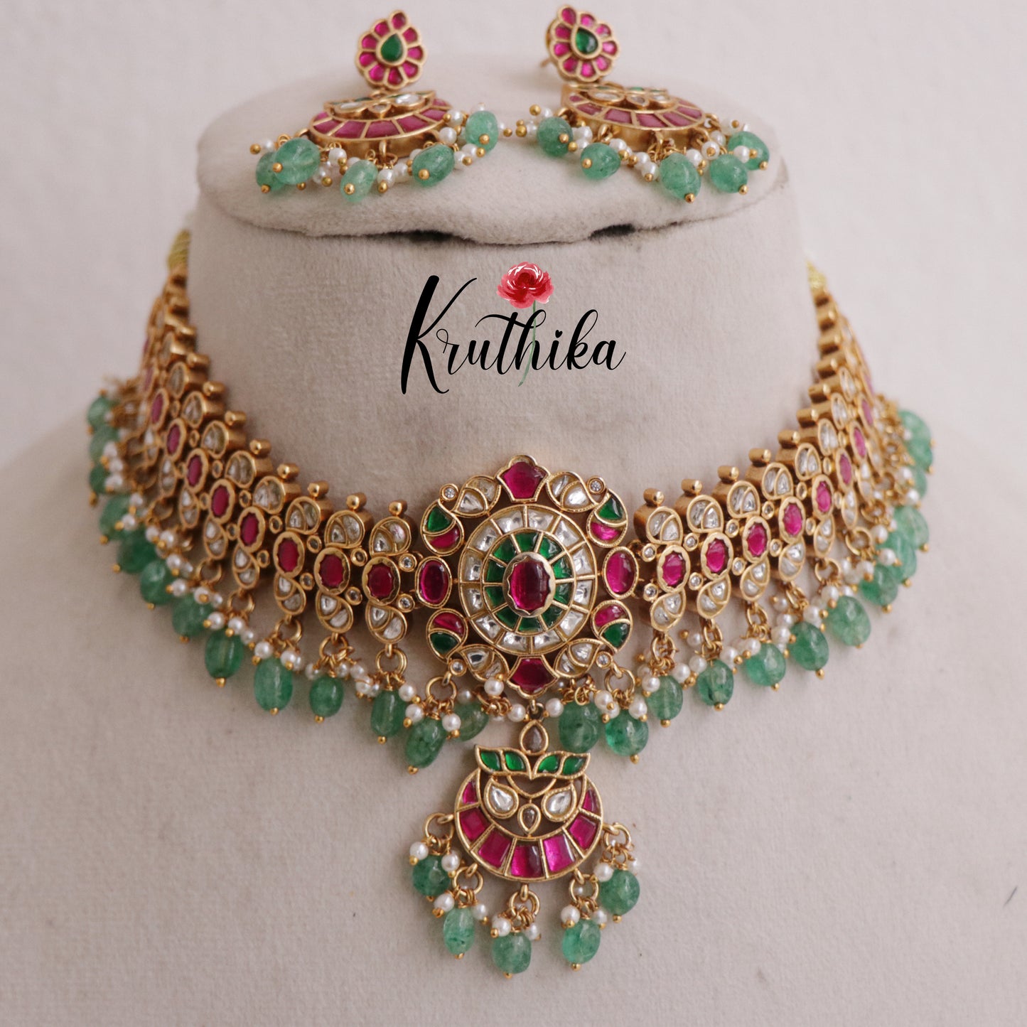 Royal Antique Jadau Bridal Choker with with Emerald Beads Drops NC2372