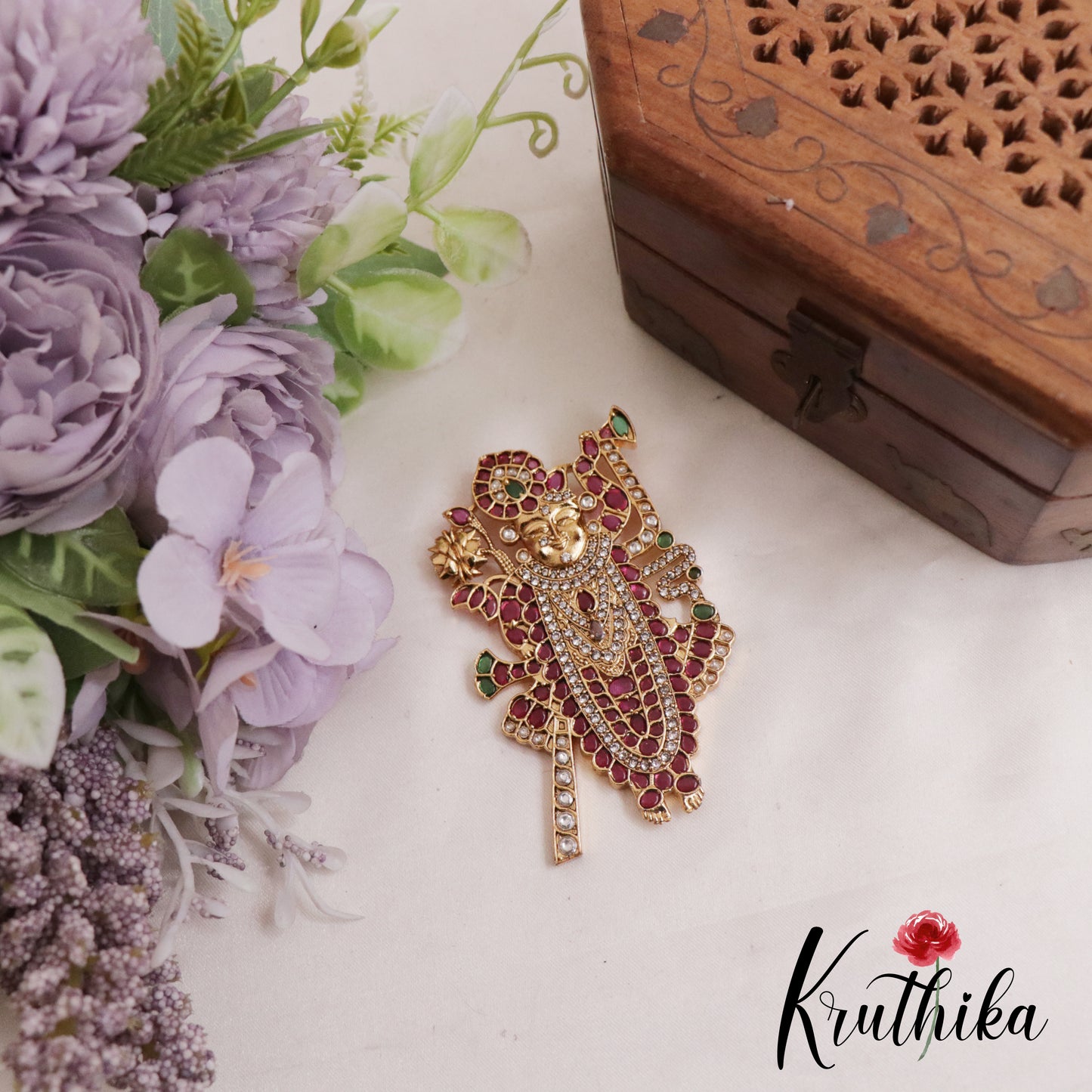 Premium Lord Shrinathji Kemp Pendant PS243