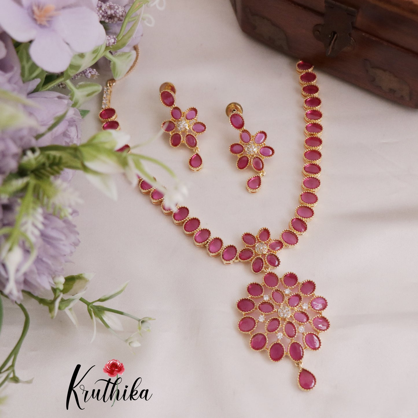 Trendy Jadau Floral Necklace NC2387 (Available in 2 Colours)