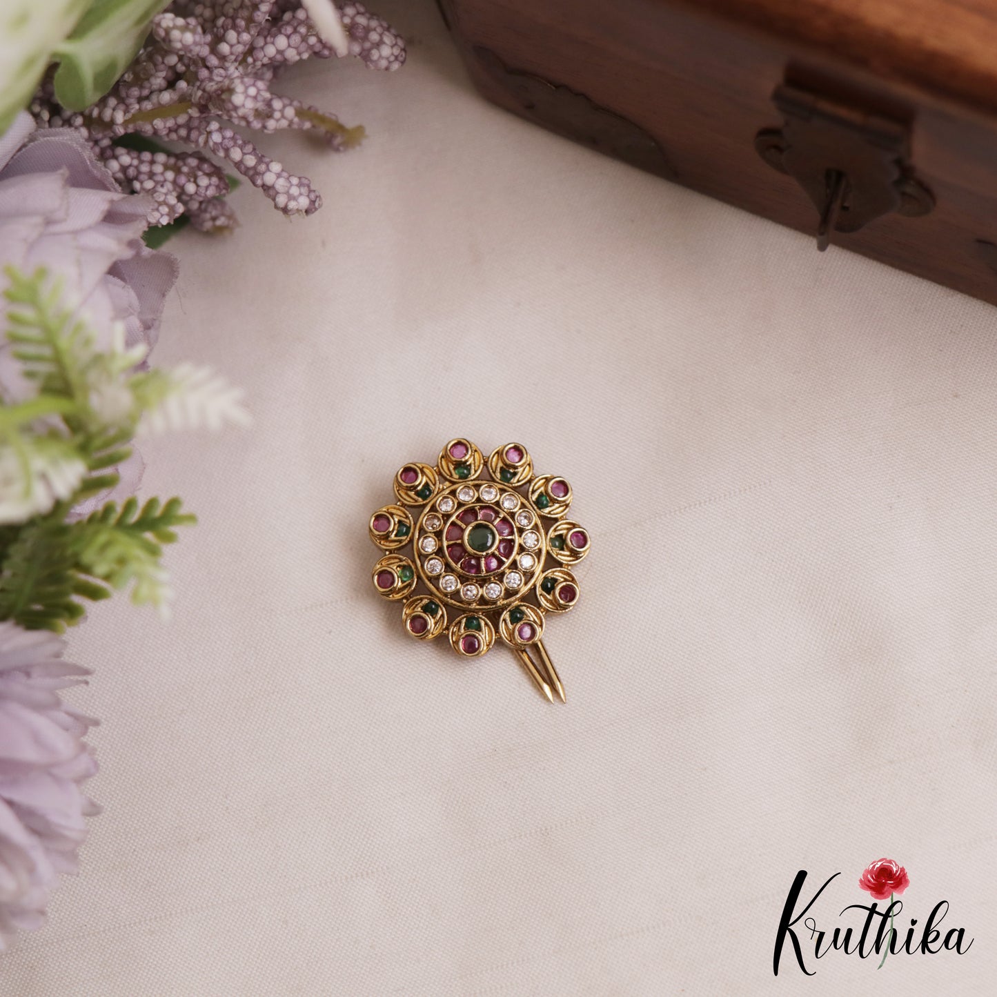 Classic Floral Motifs Chandra Surya Kemp Hair Ornaments J407