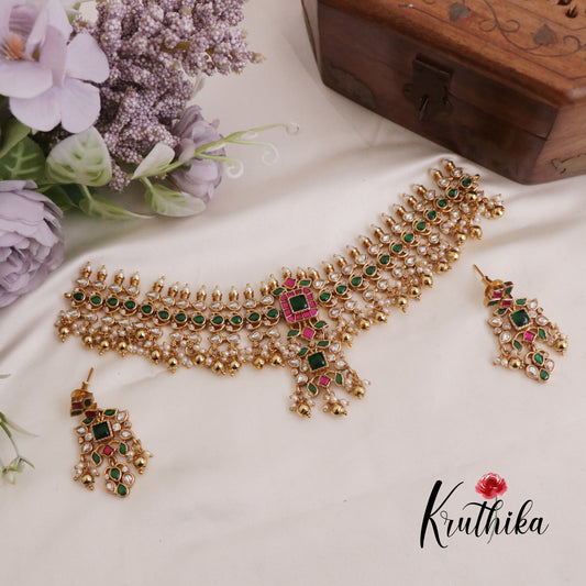 Beautiful Kundan Jadau Choker with Golden Beads Drops NC2374