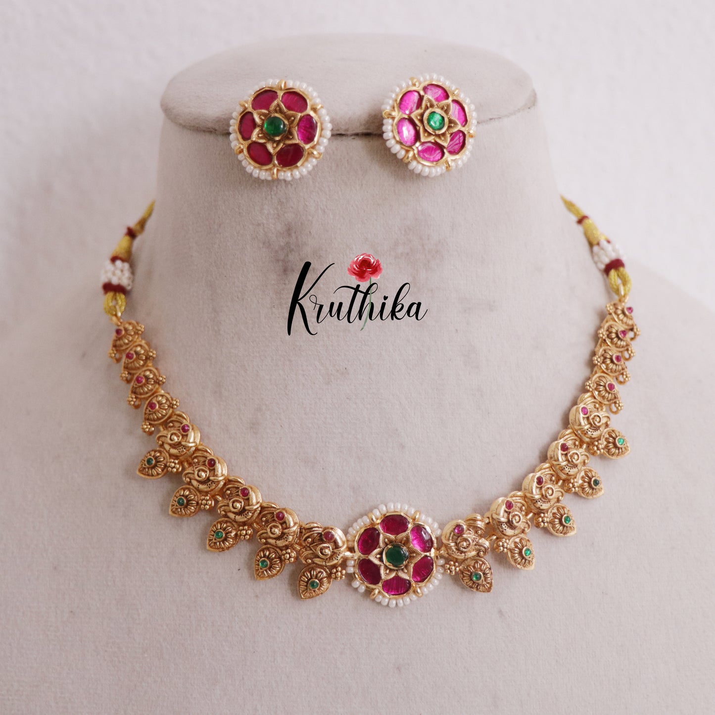 Classic Peacock Jadau Flower Necklace NC2399