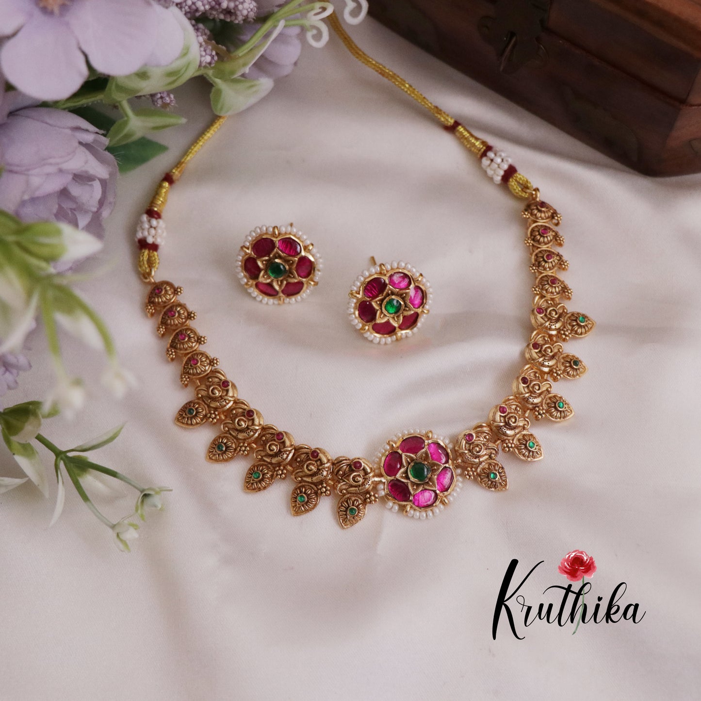 Classic Peacock Jadau Flower Necklace NC2399