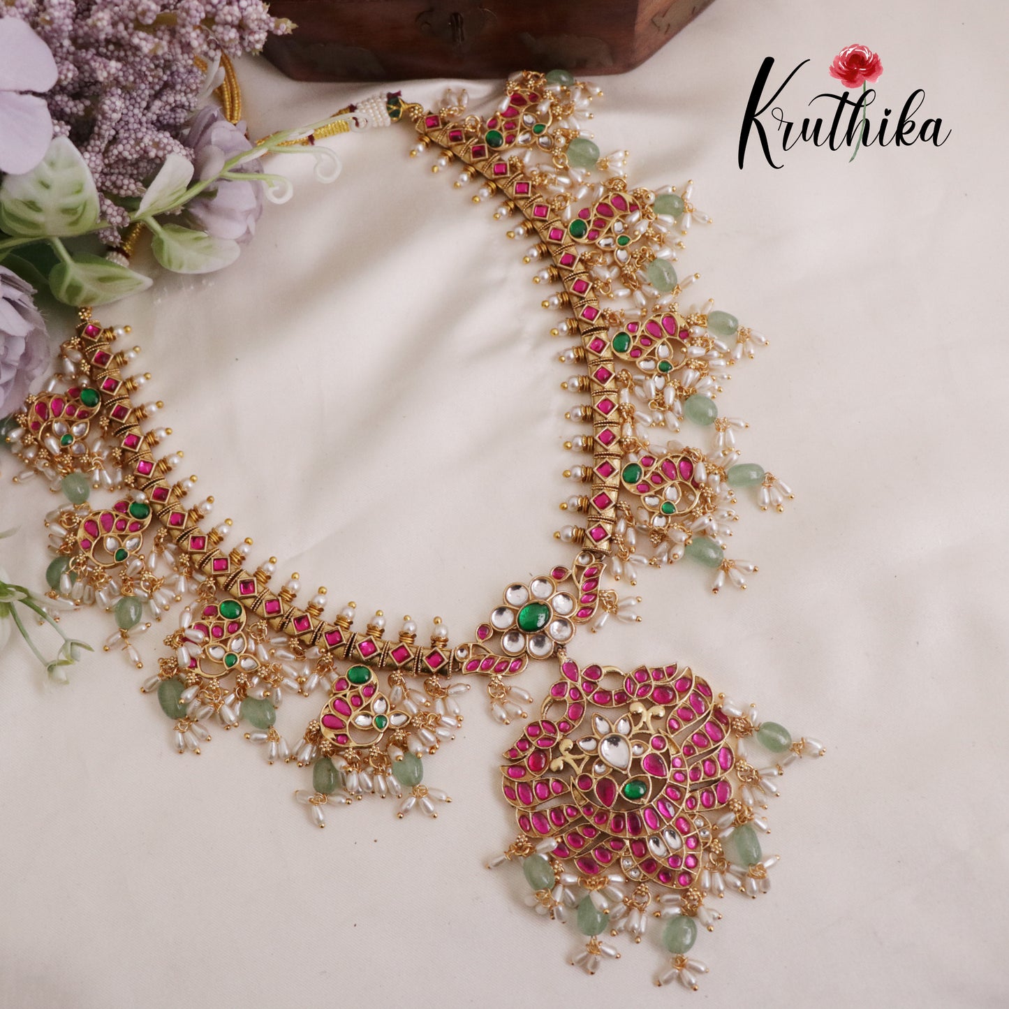 Beautiful Kundan Jadau Guttapusalu Necklace NC2353