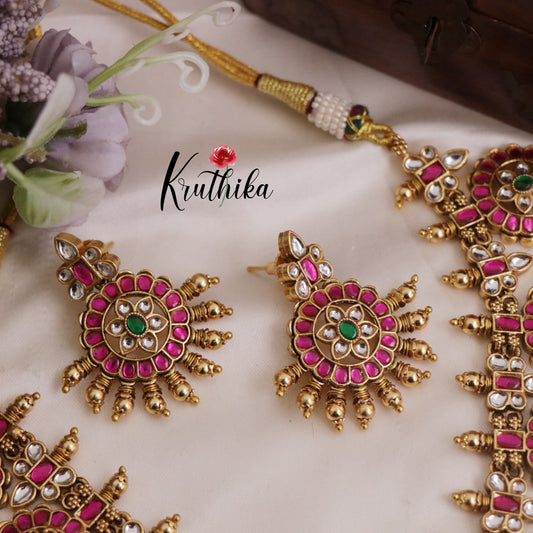 Elegant Bottu Lakshmi Jadau Necklace NC2354