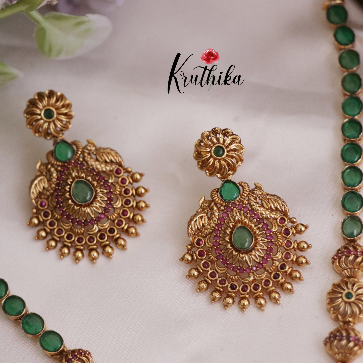 Elegant Floral and Peacock Necklace NC2392