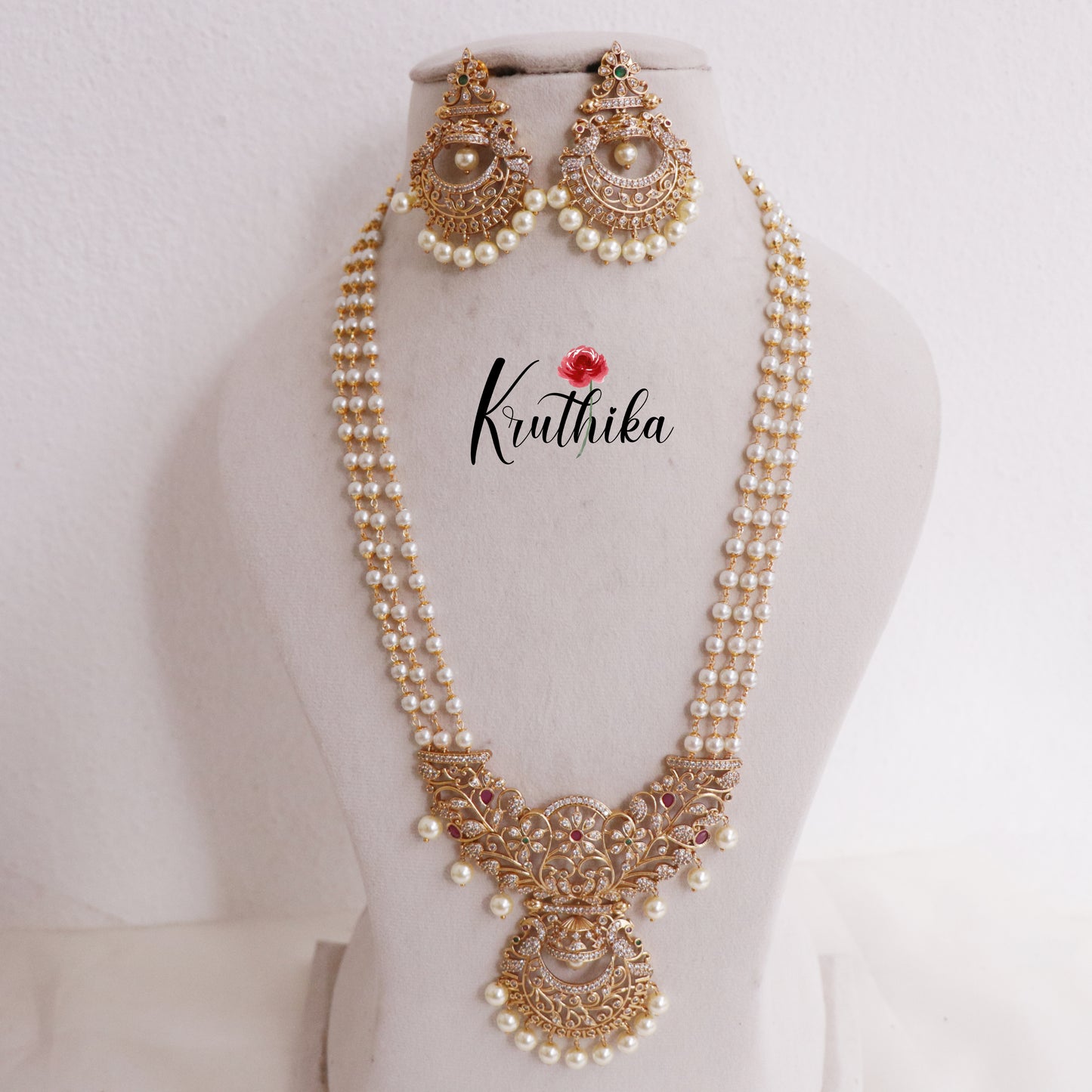 Elegant Three Layer Pearl Necklace with Floral Motif Pendant Drop NC2257