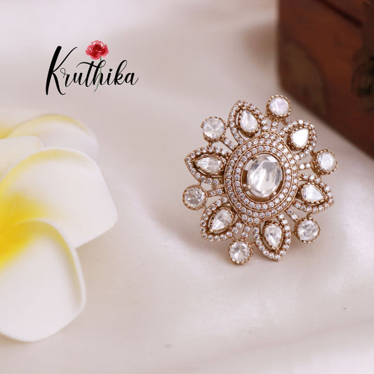 Trendy Victorian Finger rings R20 (Available in 4 Colours)