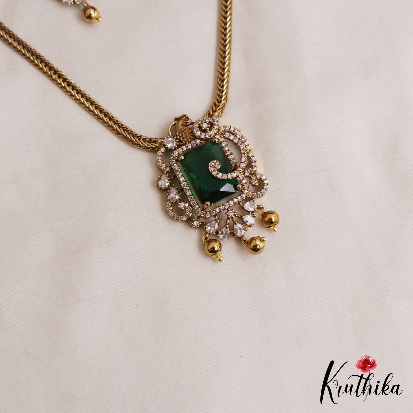 Elegant Peacock Motifs CZ Victorian Pendant Chain Set NC3049 (Available In 2 Colors)