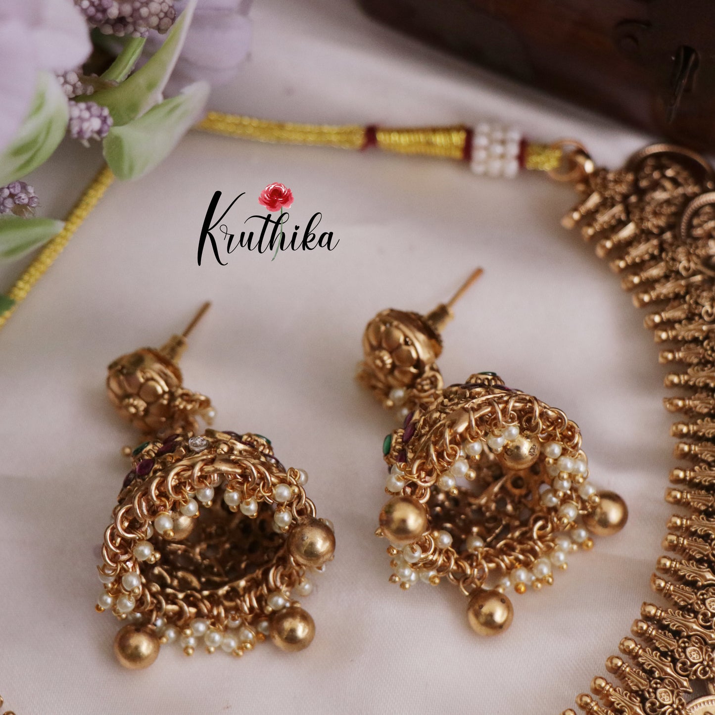 Beautiful Kasu Budget Friendly Jadau Necklace with Golden Beads Drops NC2384