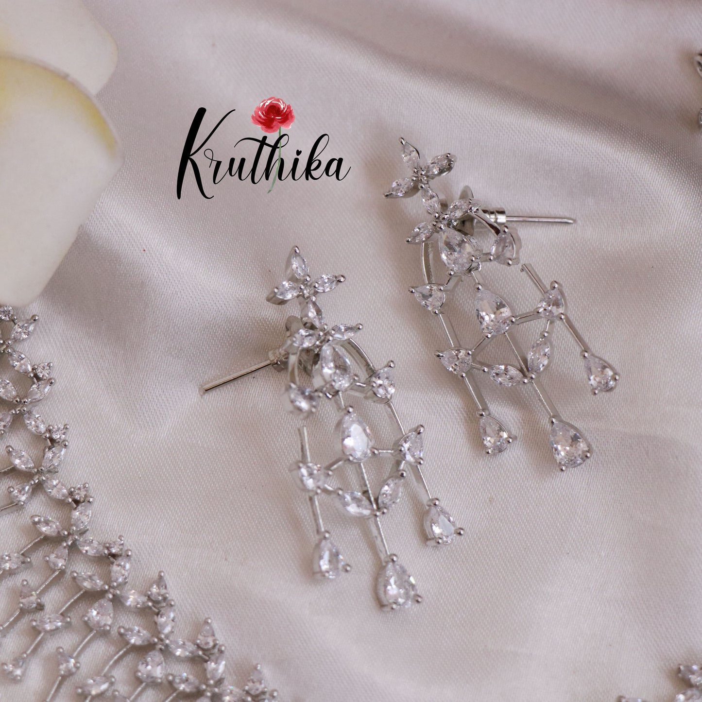 Pretty CZ white stones Necklace NC1822