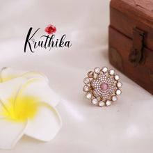 Trendy Victorian Finger rings R25 (Available in 6 colours)