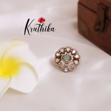 Trendy  Victorian Finger Ring R28 (Available in 2 Colours)