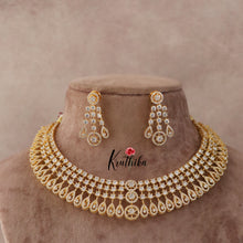 Pretty CZ Leaves Necklace-Gold Polish NC1679