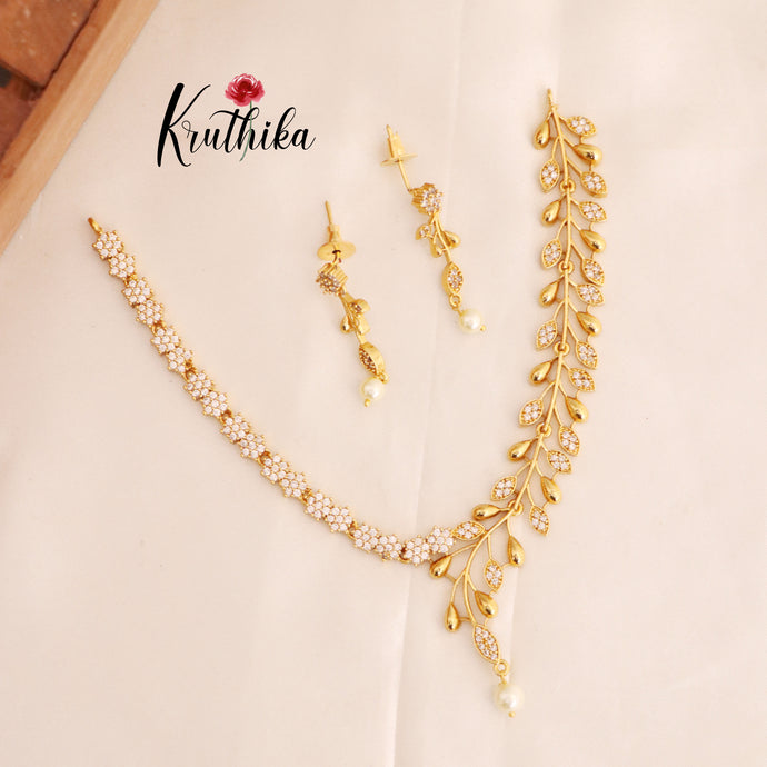 Simple Pretty Flower Leaves Necklace NC1732