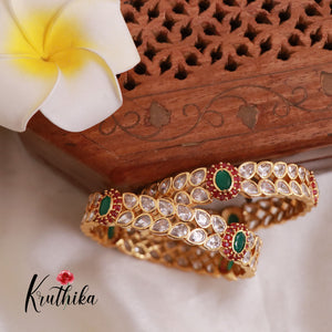 Beautiful uncut stones bangles B40