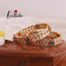 Beautiful uncut stones bangles B40