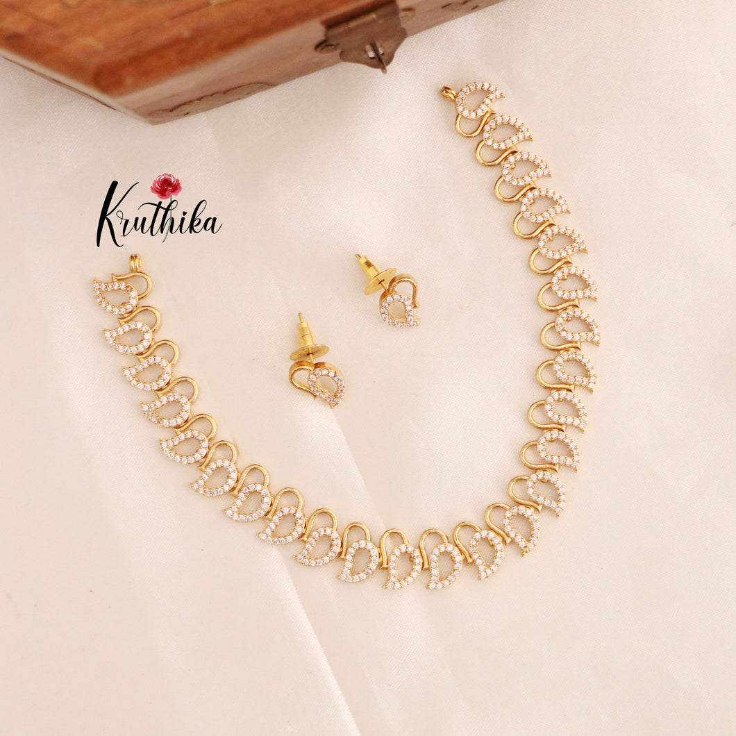 Simple Trendy Mango Shaped Necklace NC1738