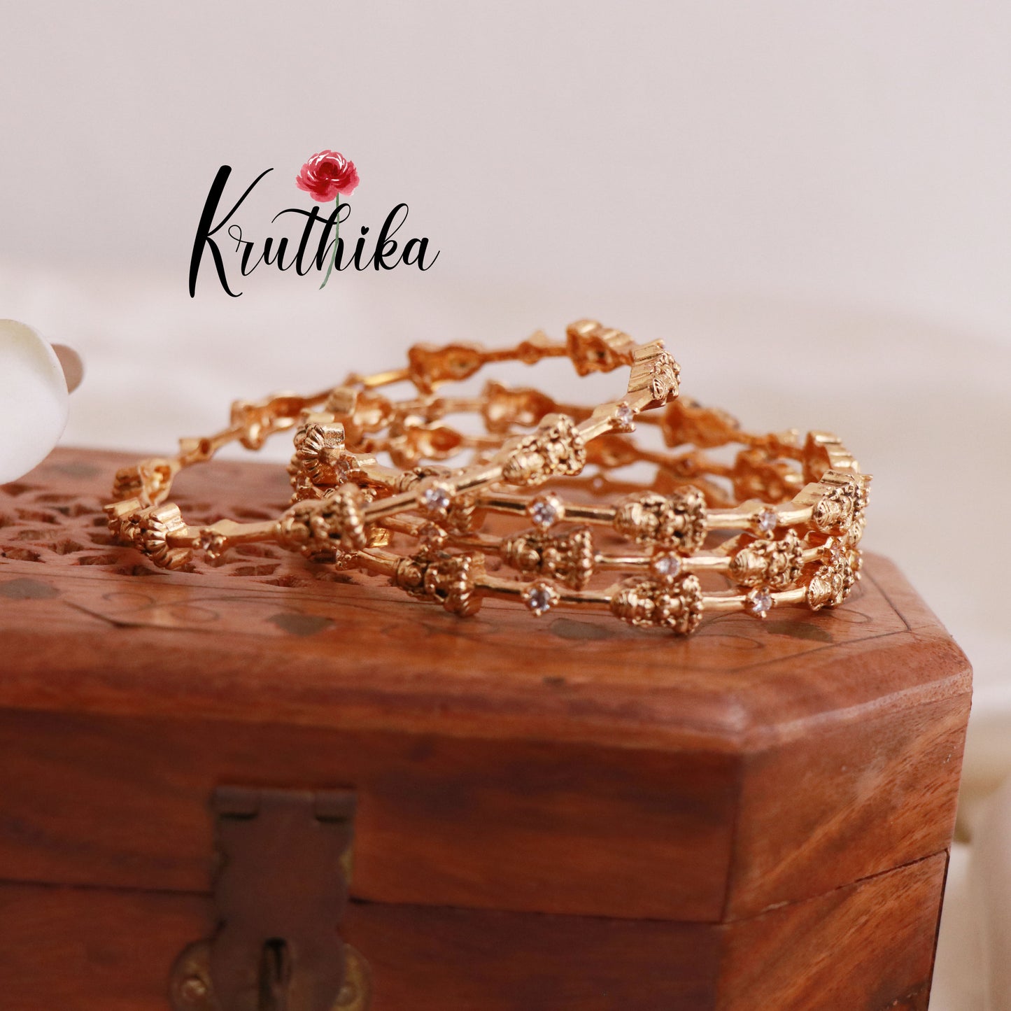 Simple Lakshmi Devi bangles B112