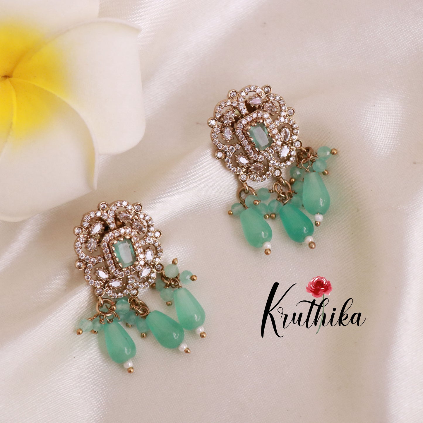 Pretty AD/Victorian Chocker NC1808 (Available in 6 Colours)
