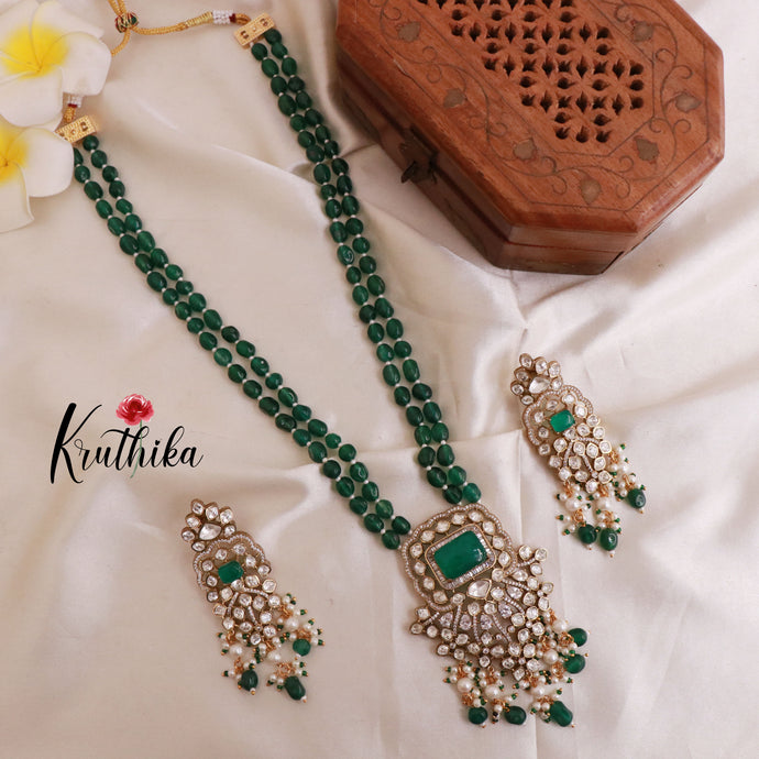 Royal Emerals beads victoria Haaram LH346