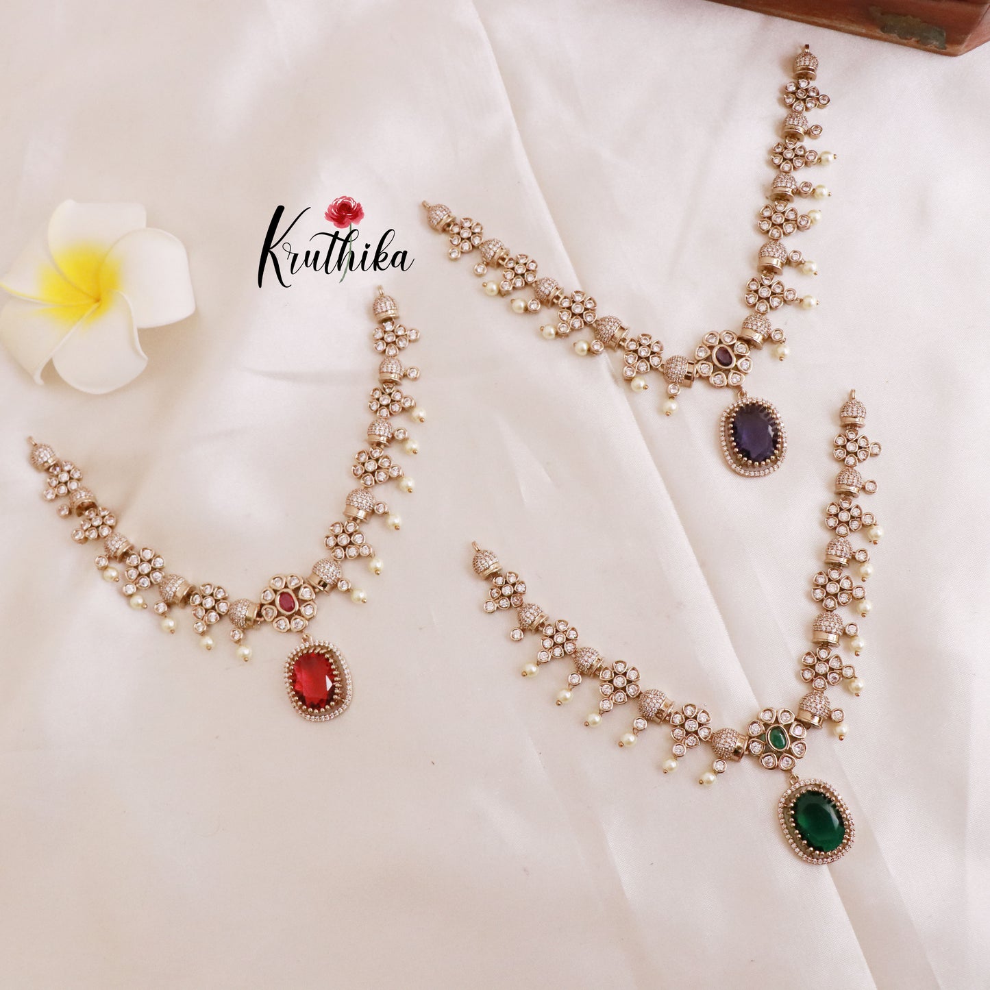 Pretty AD/Victorian Necklace NC1809 ( Available in 3 Colours)