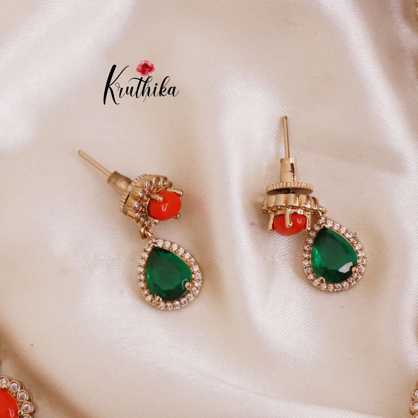 Trendy AD/Victorian Necklace NC1805 (Available in 3 Colours)
