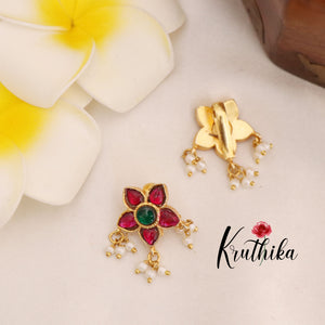 Beautiful floral pearl Jadau Earcuffs | upper earrings | Bugadi Earrings E432