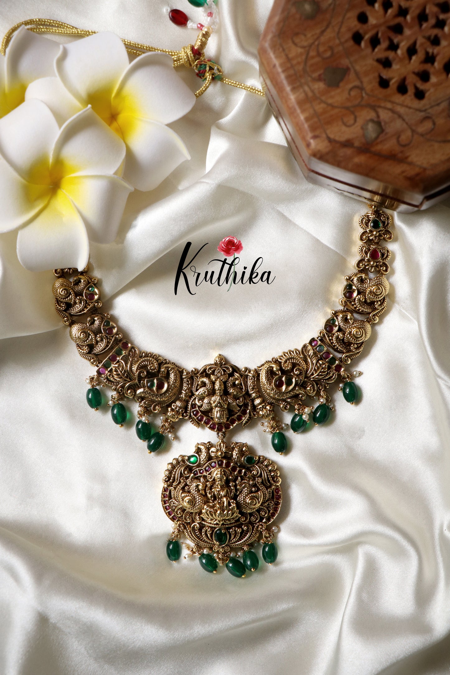 Premium Polish Lakshmi Necklace NC1211- Pre Booking 15 to 20 days
