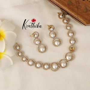 Sparkling AD Stones Necklace NC1544