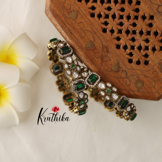 Beautiful Victorian Emerald AD Bangles B162