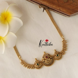 Simple peacock choker NC1540