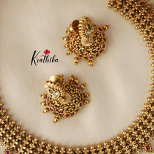 Beautiful Traditional Mango Chocker NC1493