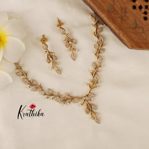 Simple Leaves Necklace NC1505