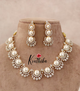 Simple AD pearl necklace NC1519