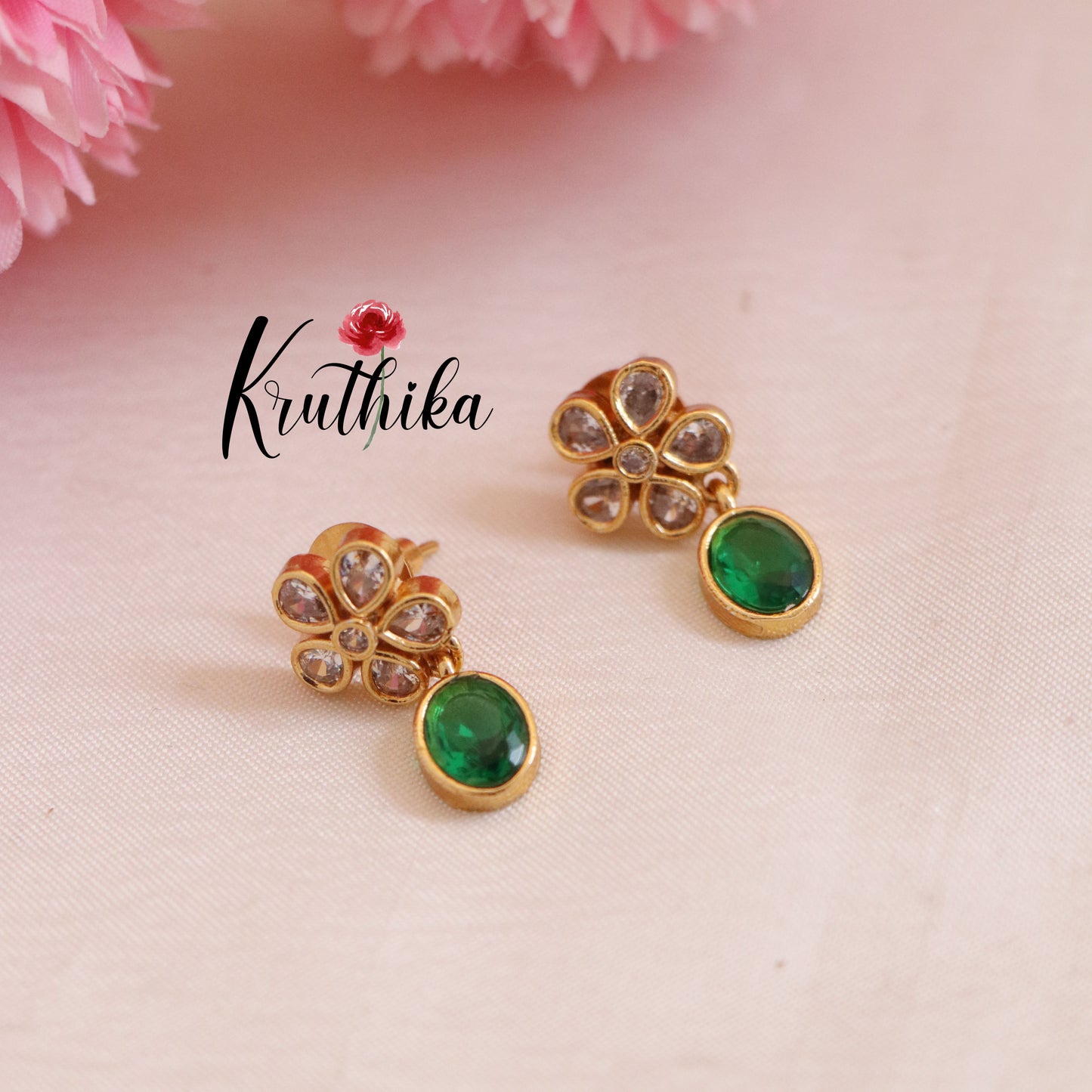 Trendy Victorian Chain Set NC1692 ( Available in 2 Colours)