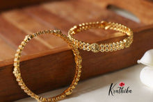 Simple AD Lakshmi Bangles B150