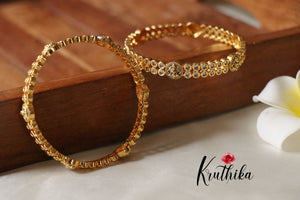 Simple AD Lakshmi Bangles B150