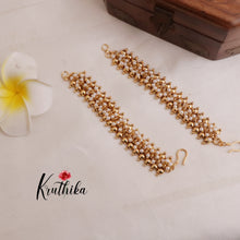 Gorgeous Pearl Earchains EC86