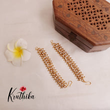 Gorgeous Pearl Earchains EC86