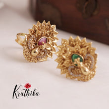 Gorgeous Peacock Design Finger Ring R32