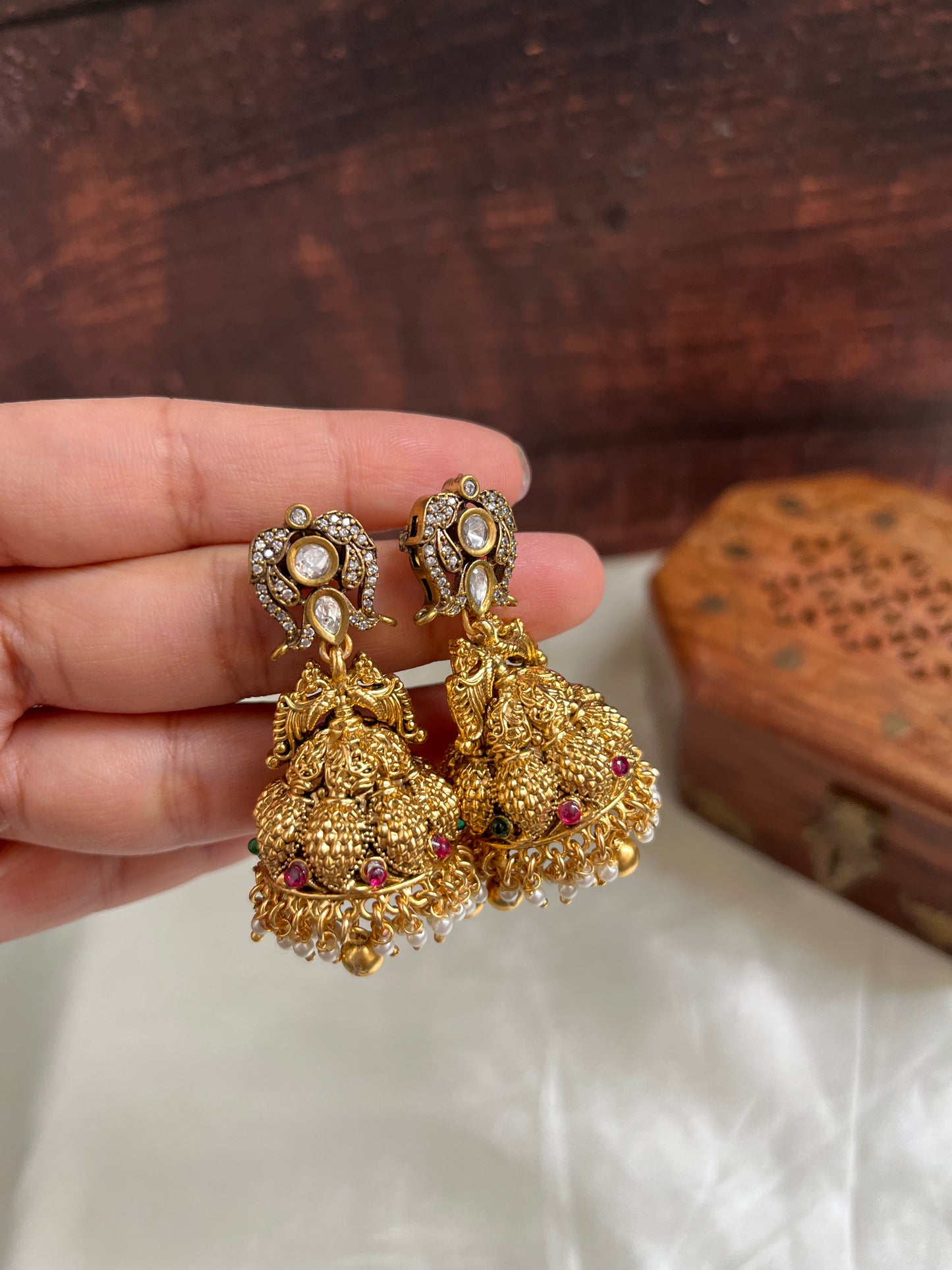AD Victorian Jhumkas E267