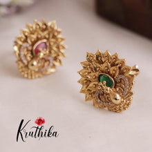 Gorgeous Peacock Design Finger Ring R32