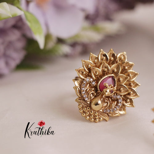Gorgeous Peacock Design Finger Ring R32