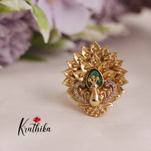 Gorgeous Peacock Design Finger Ring R32