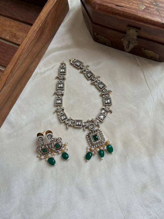 Simple Victorian Necklace with Green Beads NC1101