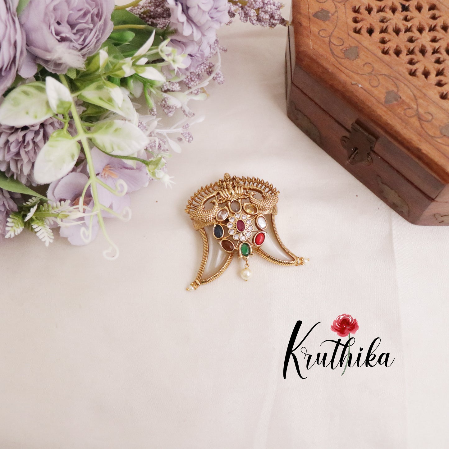 Trendy Navaratna Puligoru Pendant PS21